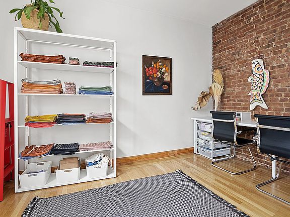5th image of 238 W 106th St APT 5C