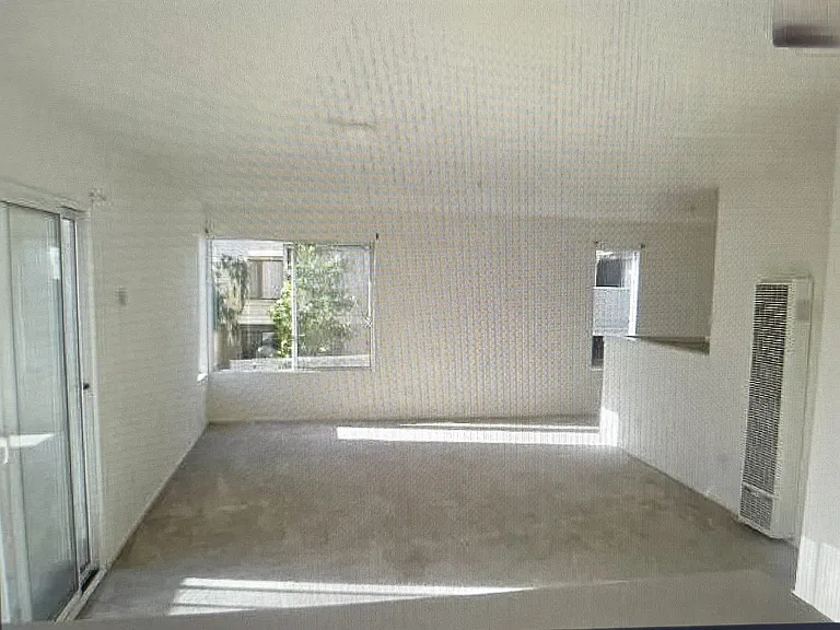 220 E Grant St — Photo 6