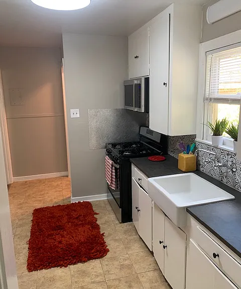 1812 W Summit Ave #2 — Photo 2
