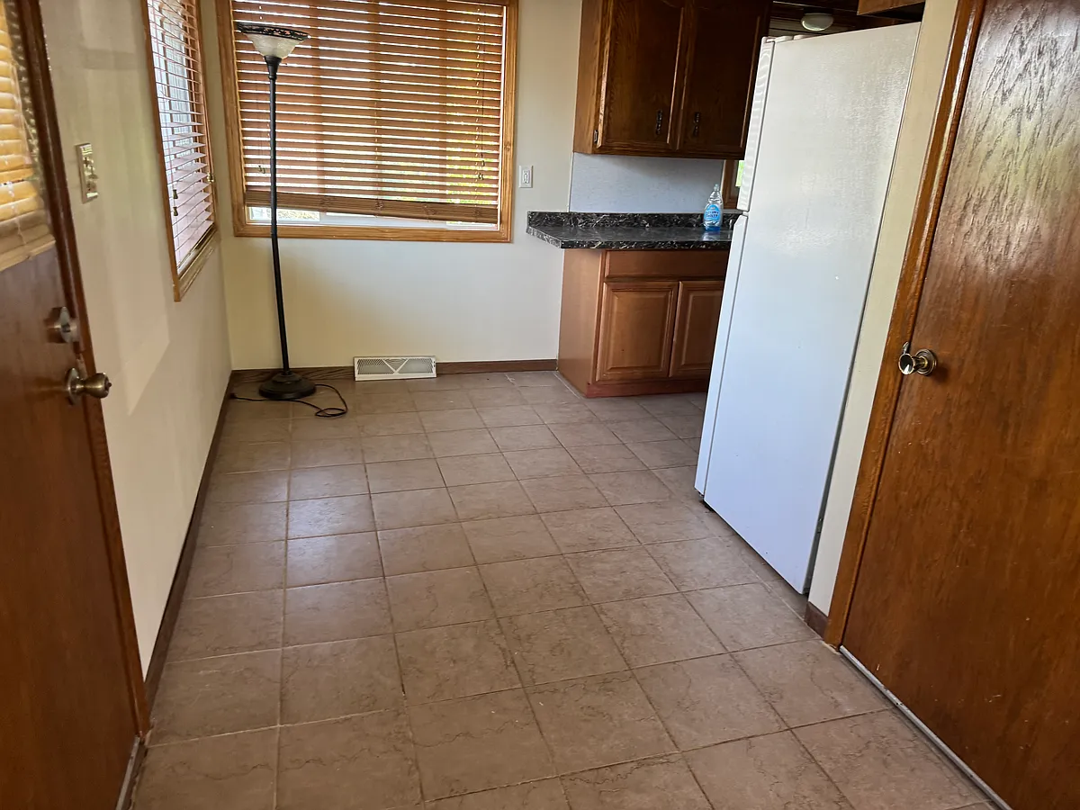 Building Photo - 1546 Conway St #1
