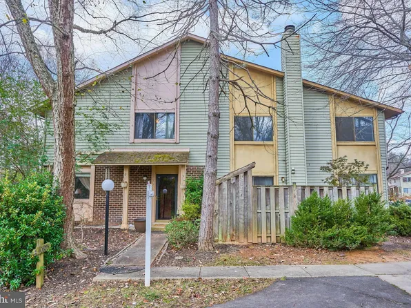 10675 Spring Oak Ct, Burke, VA 22015