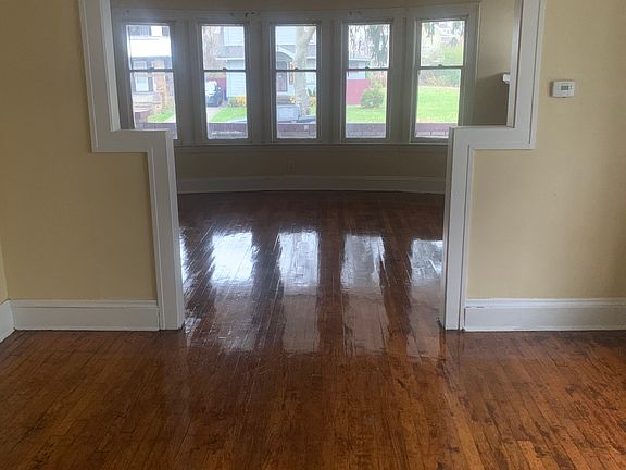 3rd image of 3566 E 151st St