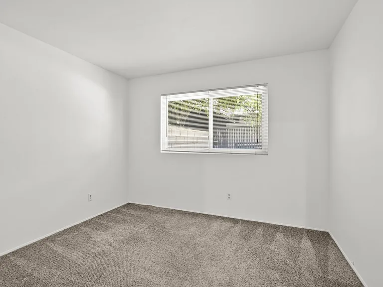 9426 Carlynn Pl — Photo 21