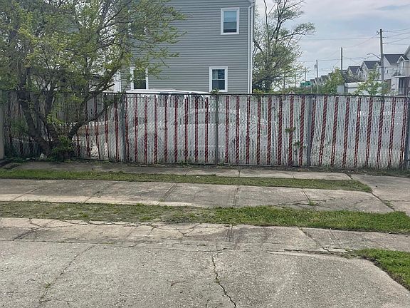5th image of 440 Beach 64th St #1