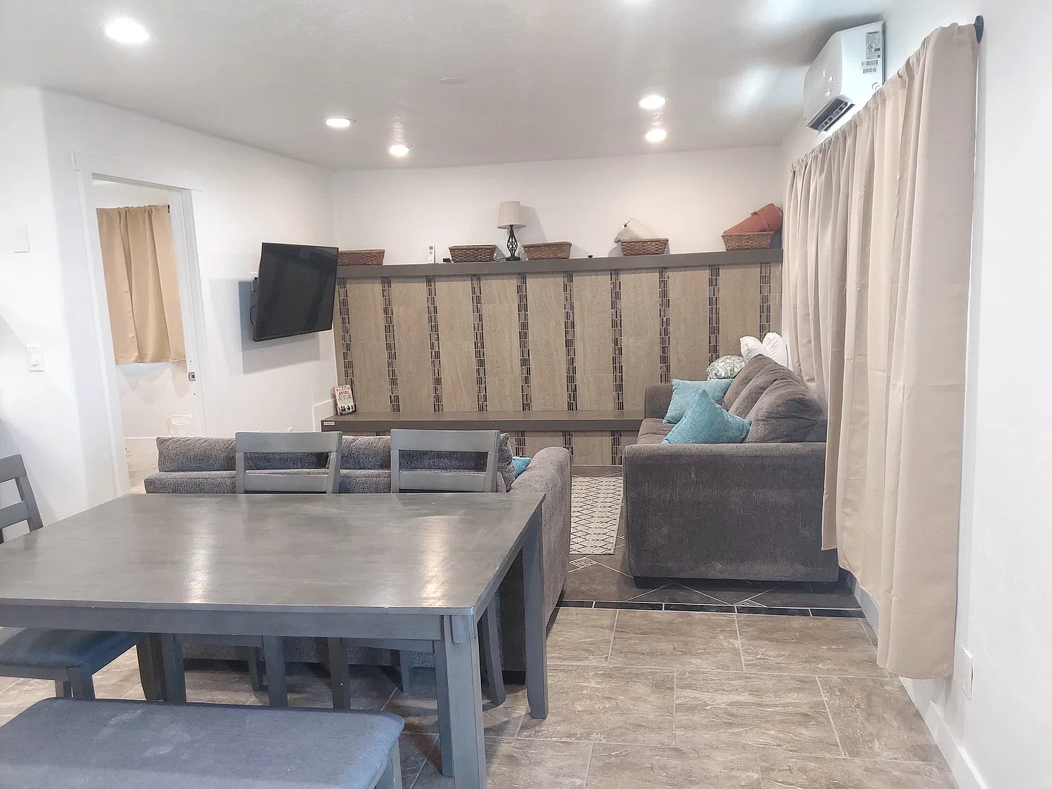 2 bed, 800 sqft, $1,450 — Photo 2