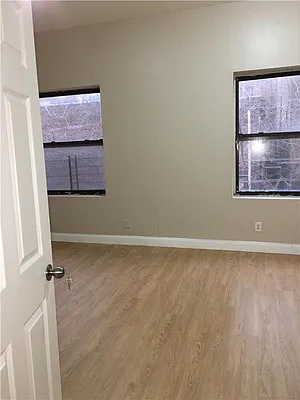 Rented by R New York | media 43