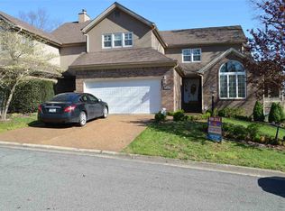 236 Lake Pointe Dr, Paducah, KY 42003