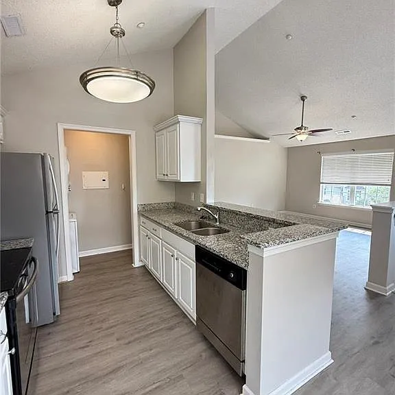 1710 Duntrune Gln — Photo 5