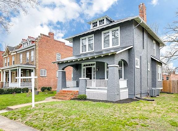 2nd image of 2819 Garland Ave