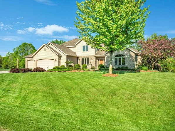 N7095 Windchime COURT, Plymouth, WI 53073