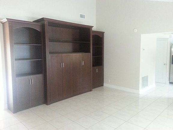 3rd image of 10760 NW 20th Ct