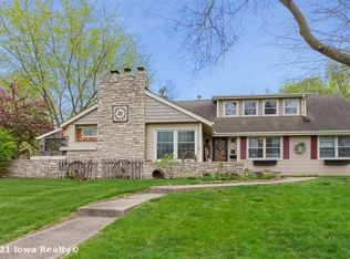 4001 Wakonda Pkwy, Des Moines, IA 50315
