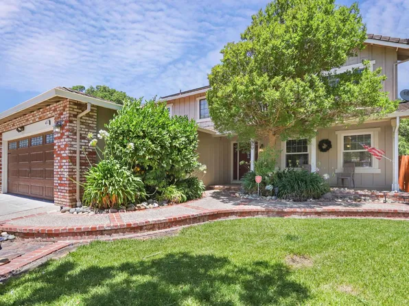 472 OAKWOOD Circle, Fairfield, CA 94534