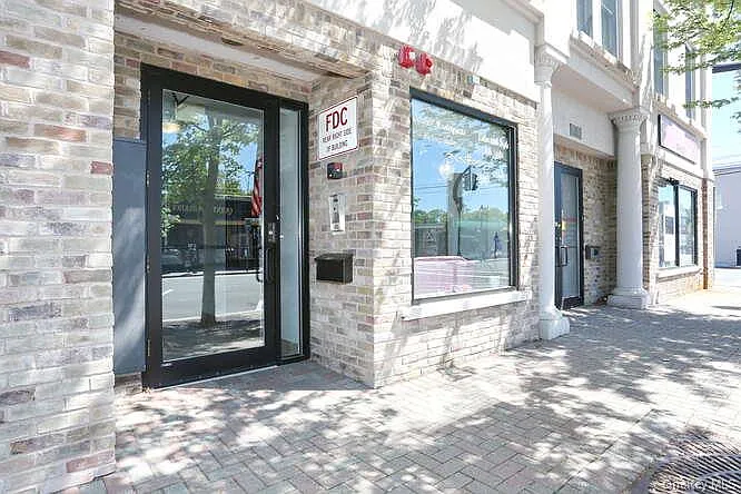 21 E Central Ave #302 — Photo 3