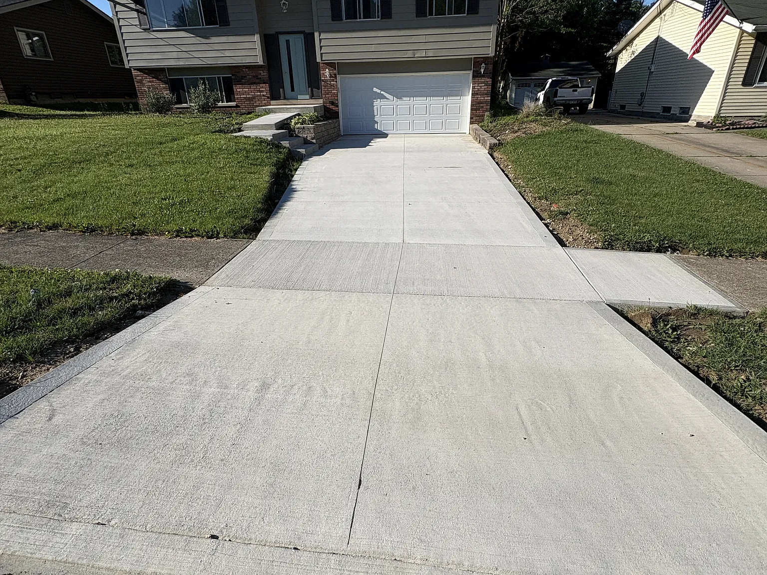 256 Monroe Drive - 1 — Photo 2