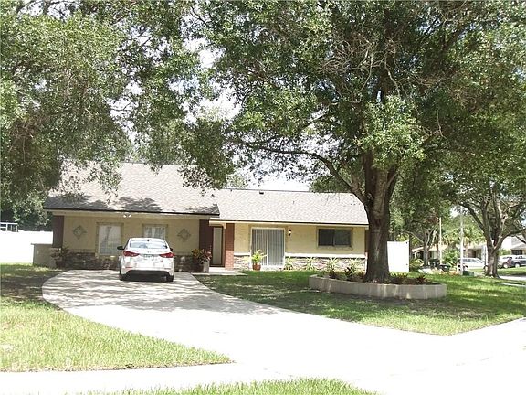 2nd image of 704 Wavecrest Dr