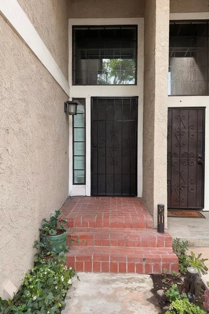 1925 Cobblefield Way — Photo 3
