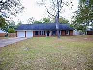 944 Twin Lakes Dr