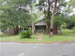 2425 E 6th St, Panama City, FL 32401