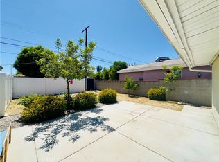 8657 Ranchito Ave, Panorama City, CA 91402