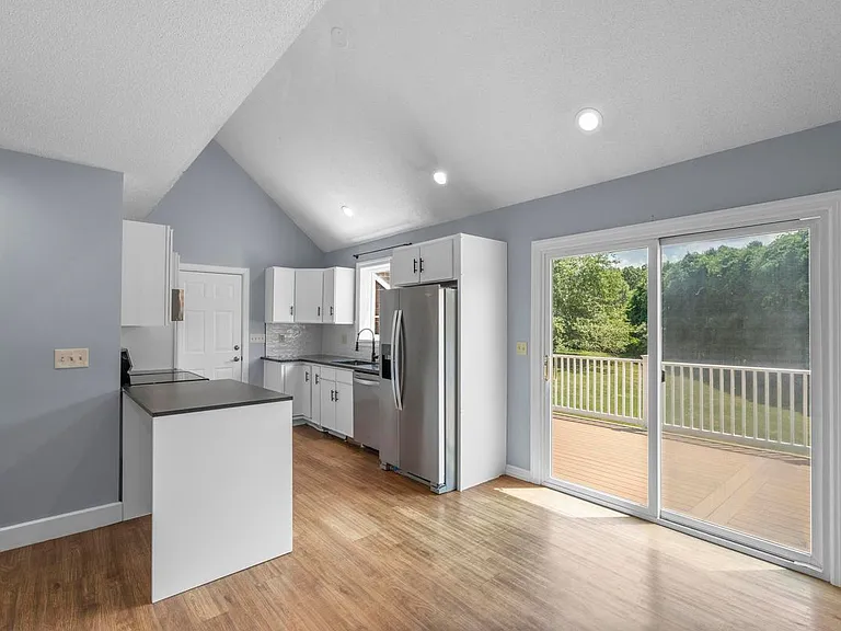 103 Birch Rd — Photo 9
