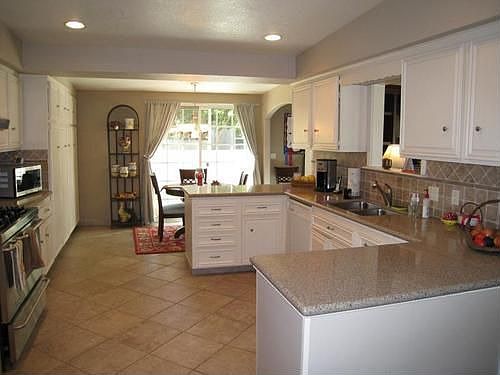 5th image of 43801 Chapelton Dr