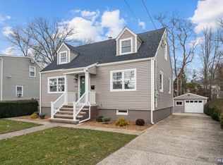 39-07 Jasper Rd, Fair Lawn, NJ 07410