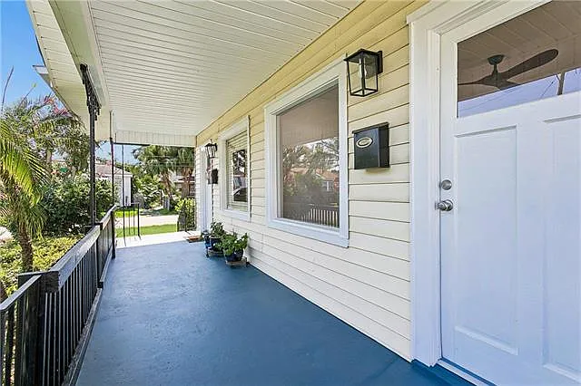 2213 James St — Photo 3