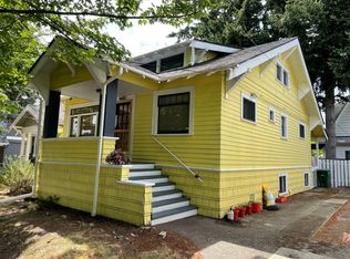 4031 Densmore Ave N, Seattle, WA 98103