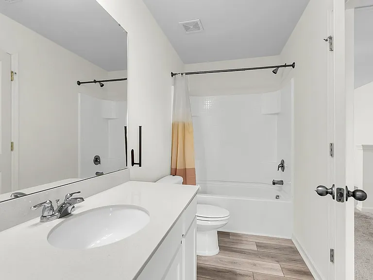 424 Pender Woods Dr — Photo 28