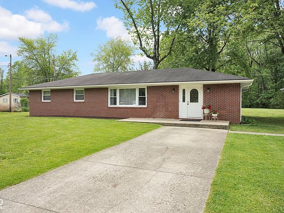 3rd image of 225 E Norris Hts