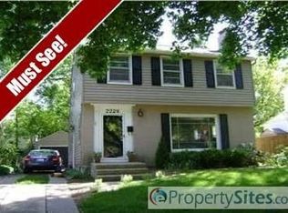 2226 Estelle Dr SE, East Grand Rapids, MI