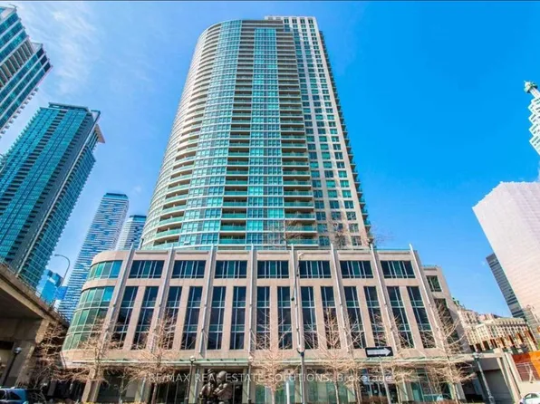 18 Yonge St, Toronto, ON