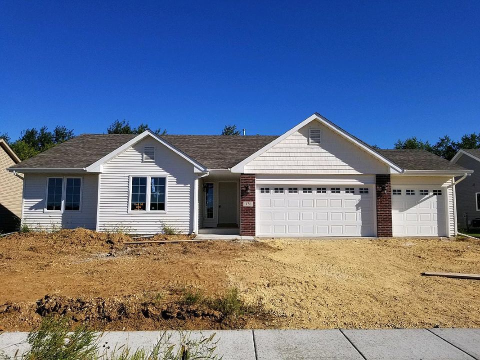 2nd image of 378 Maple Leaf Ln