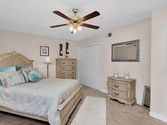Heron Lakes_Unit Bedroom