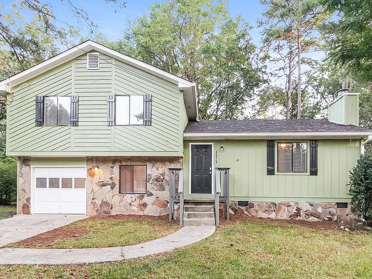 4075 Sage Ct — Photo 1