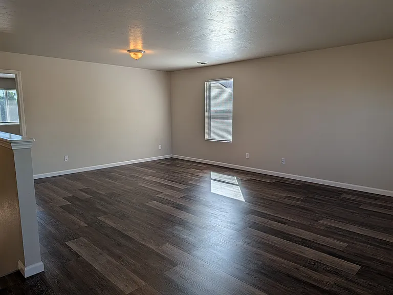 4354 S Glenmere Way — Photo 9