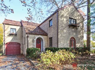 1353 Lincoln Ave S, Highland Park, IL 60035