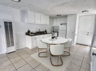 840 Chestnut Ave #9B, Los Angeles, CA 90042