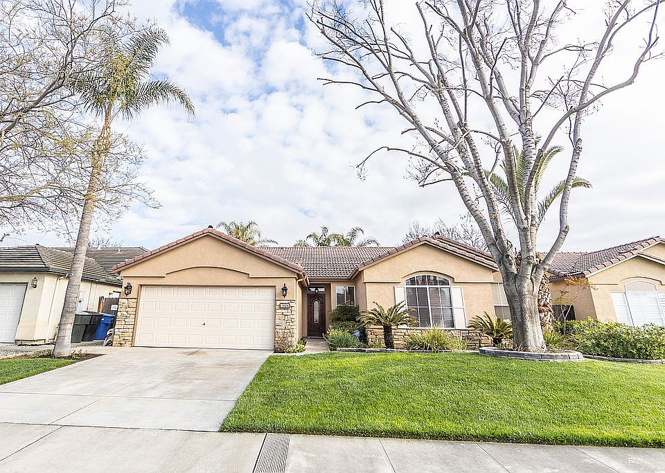 1st image of 1036 W Pebble Dr