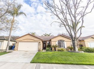 1036 W Pebble Dr, Hanford, CA