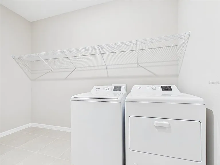 5717 SW 71st Ct — Photo 12