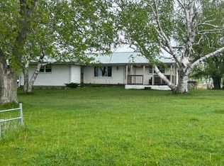 19306 E Creston Rd, Rochelle, IL 61068