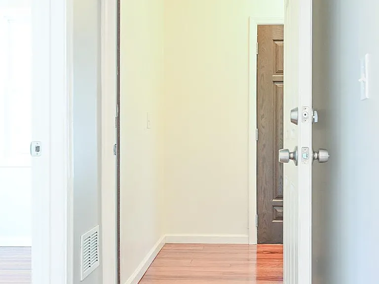 22 Chestnut St #1 — Photo 14