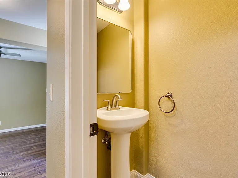 5928 Attavilla Dr — Photo 30