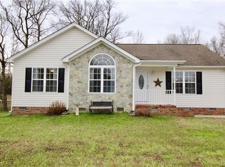 2417 Foxfire Ln, Burlington, NC 27217