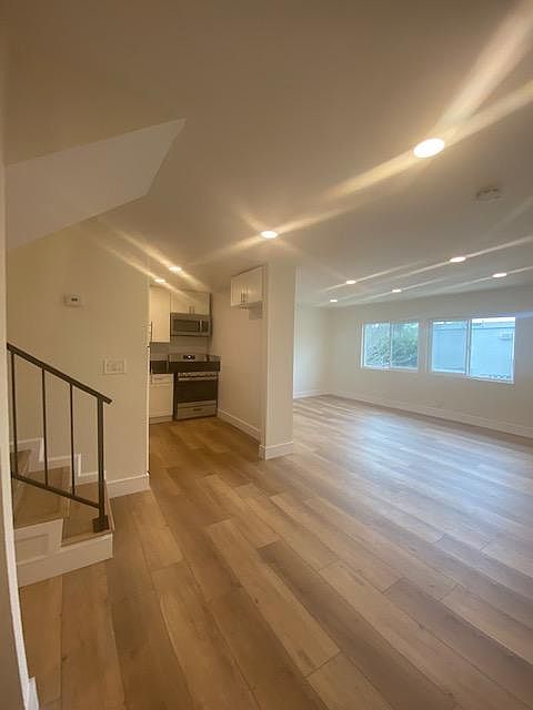 1st image of 13160 Victory Blvd #1234