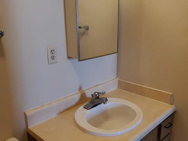 Riverwood Apartments — Photo 3