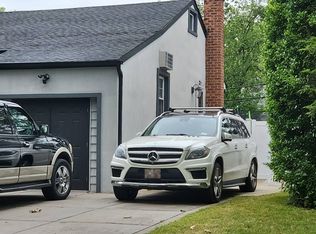 224 Hungry Harbor Rd, Valley Stream, NY 11581