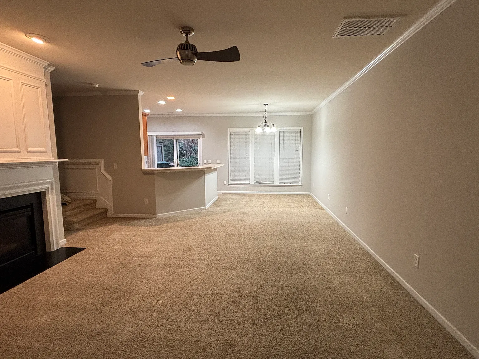 403 Perrault Dr — Photo 2